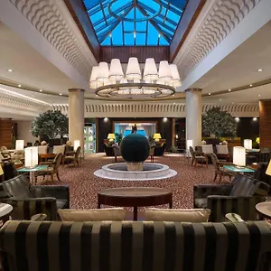 5* Otel Sheraton & Convention Centre